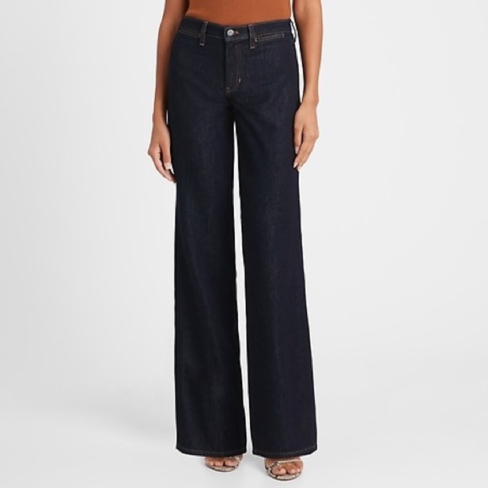 Wide leg zip pocket jeans